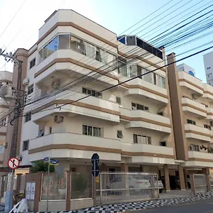 Linda Cobertura Duplex Compartilhada A Duas Quadras Do Mar Quarto em Acomodações Particulares Itapema